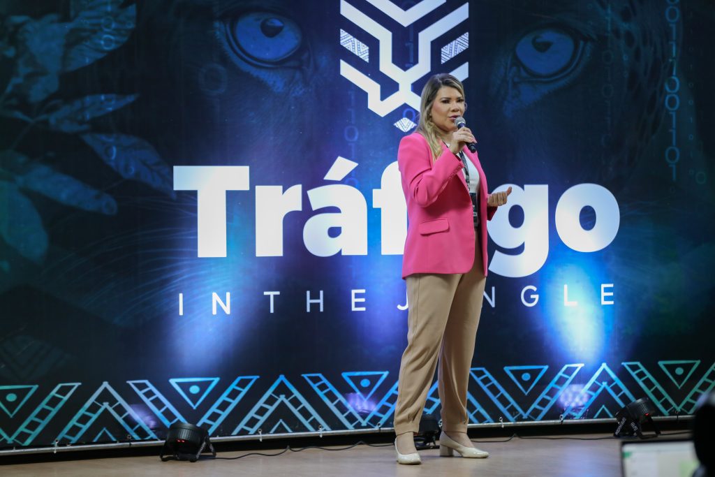 Hélida Tavares - Desenvolvimento Pessoal - Treinamentos - medo - julgamento